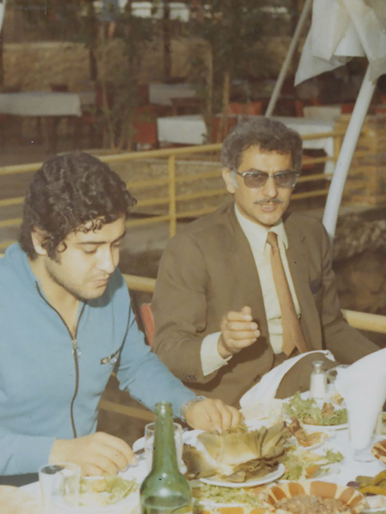 History of Zankou Chicken restaurant in Los Angeles. Zankou Chicken's founders eating Mediterranean food.