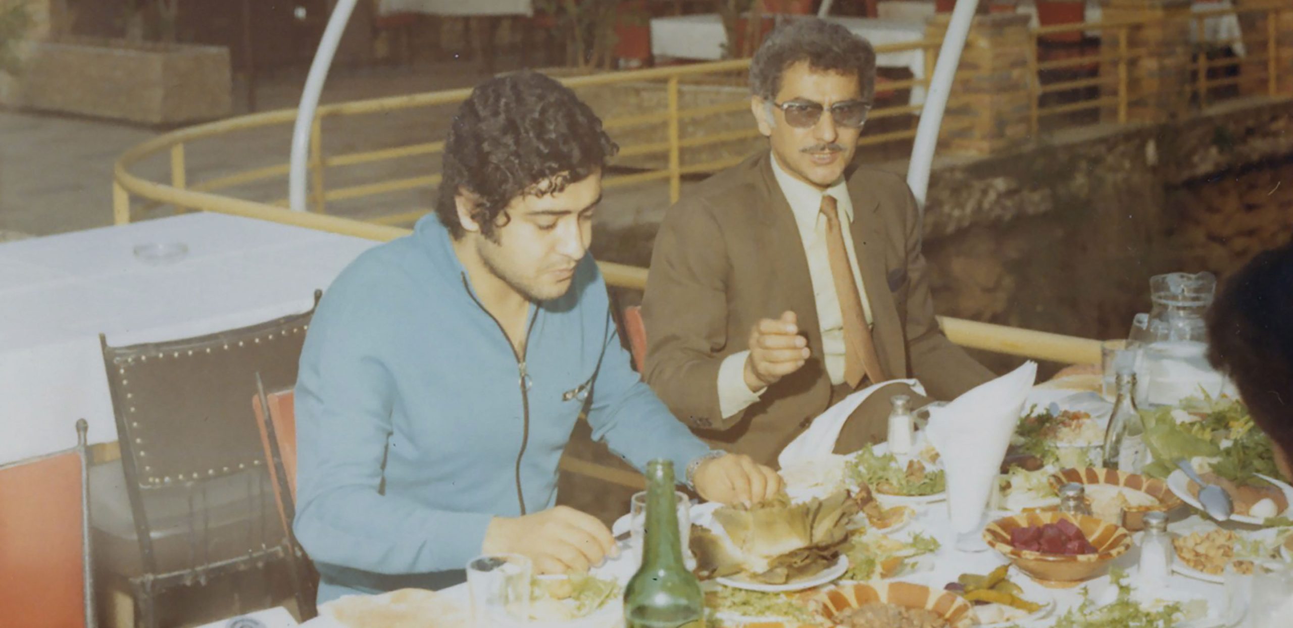 History of Zankou Chicken restaurant in Los Angeles. Zankou Chicken's founders eating Mediterranean food.